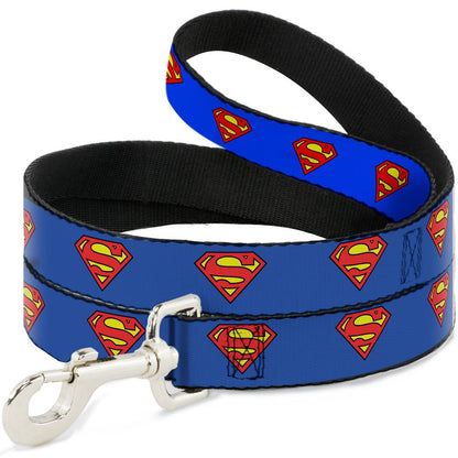 "Collar con broche de plástico - Escudo de Superman azul"